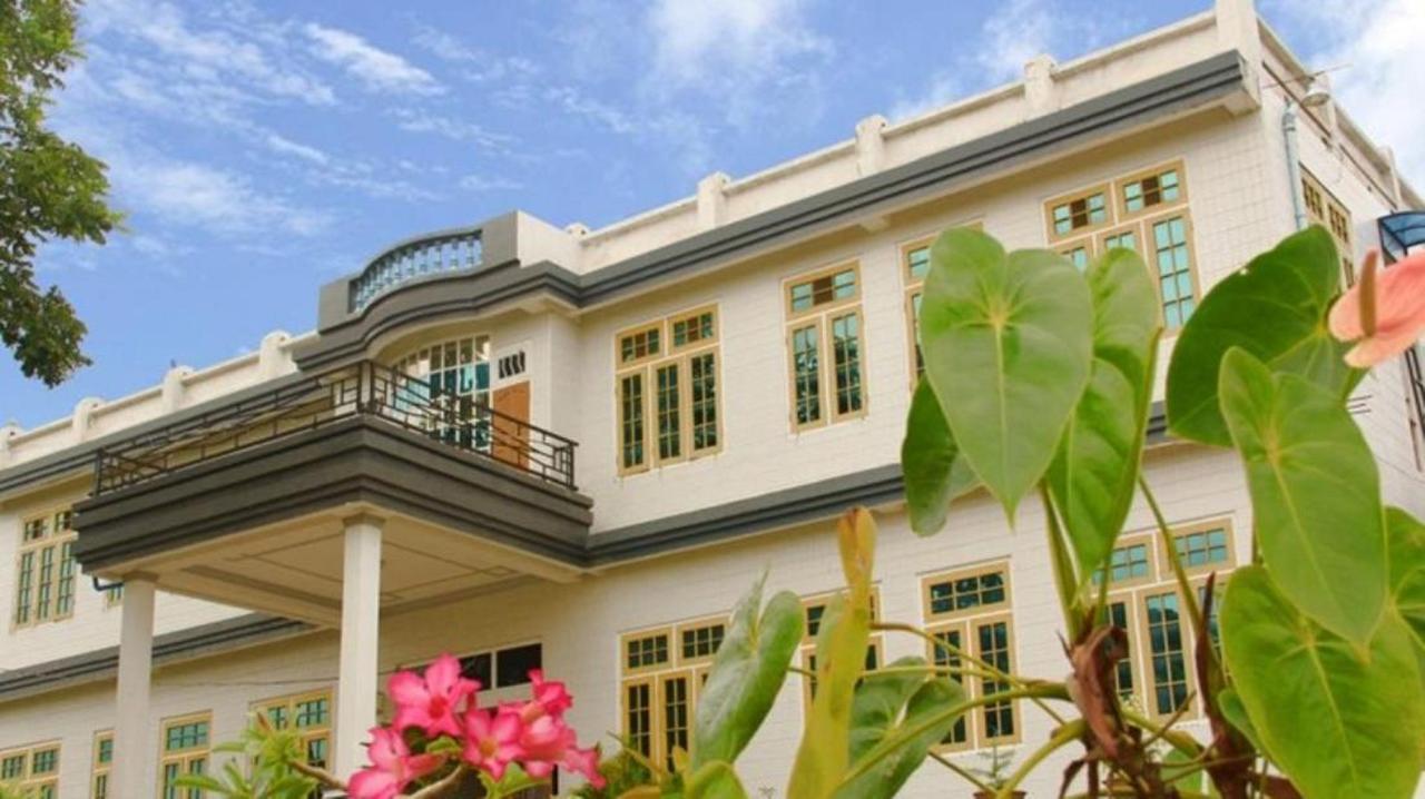 Ever Green Hotel Hsipaw Eksteriør bilde